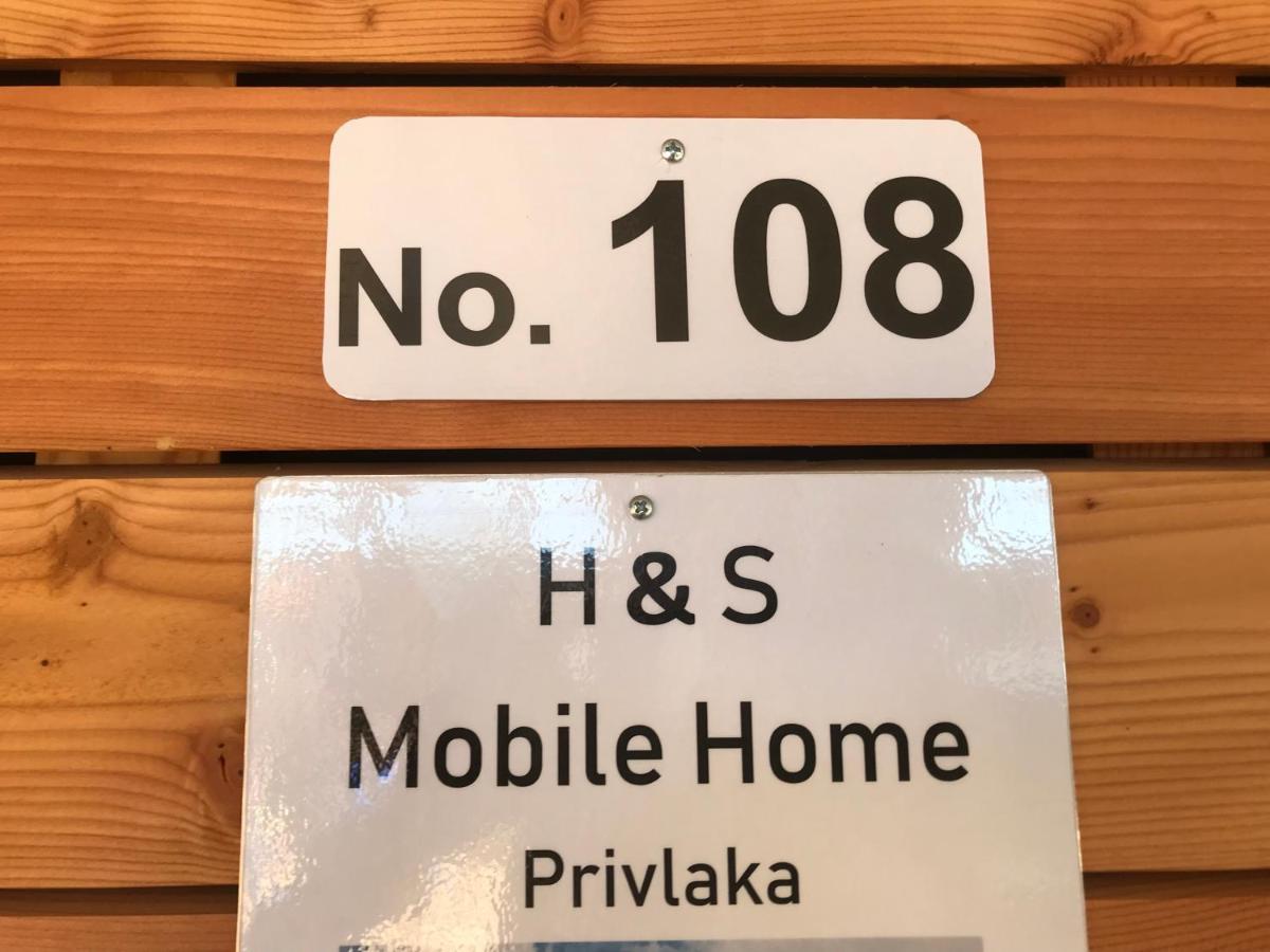 H&S Mobile Home Privlaka  Exterior photo